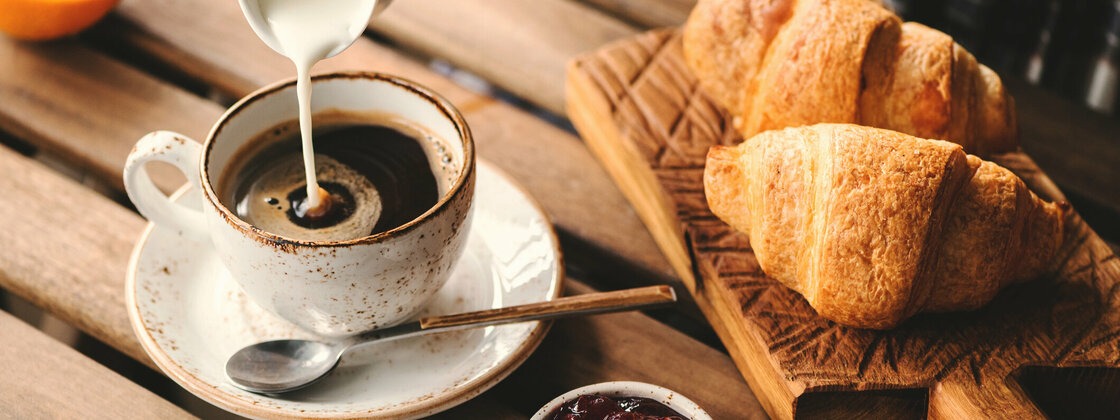 Kaffee_Croissant.jpg