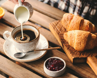kaffee_croissant.jpg
