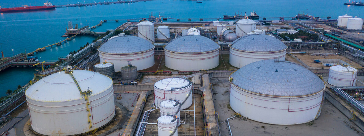 lng-terminal.jpg lng-terminal.jpg