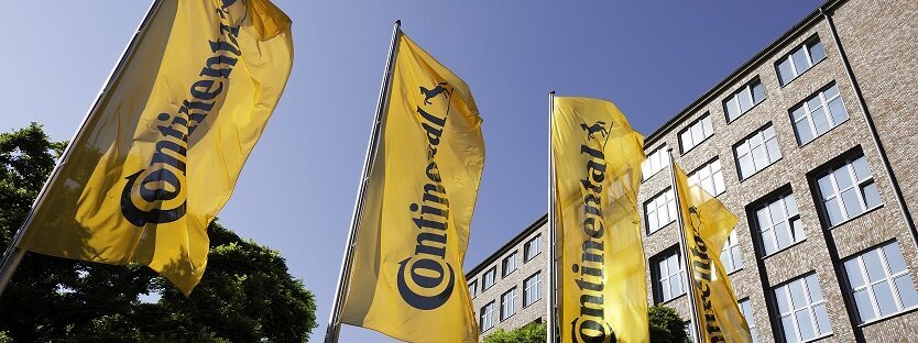 continental_-_zentrale_mit_flaggen.jpg continental_-_zentrale_mit_flaggen.jpg