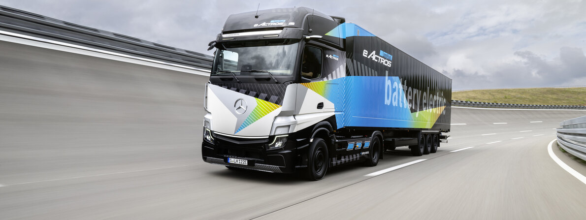 daimler.jpg daimler.jpg