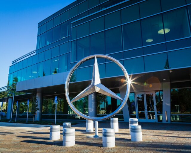 Daimler_Mercedes_Benz_Kalifornien_.jpg