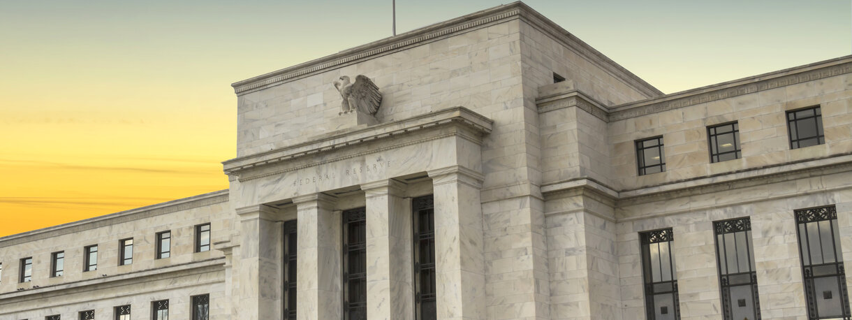 Fed-Gebäude schräg von vorne