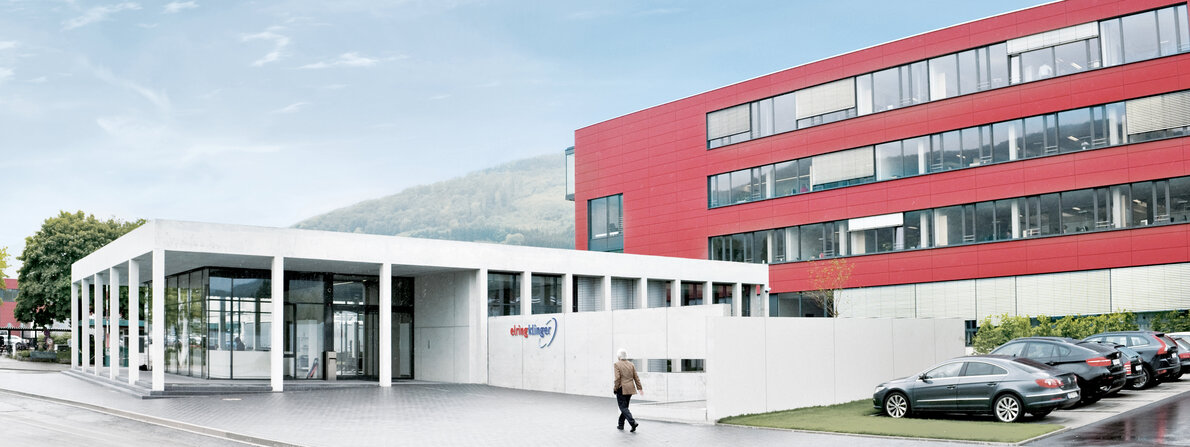 elringklinger.jpg elringklinger.jpg