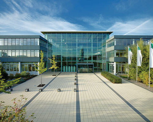 Bechtle-2.jpg