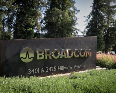 5-Broadcom-Palo-Alto-Campus-Entrance-2025.jpg