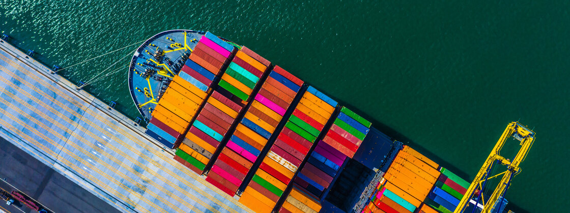 container2.jpg container2.jpg