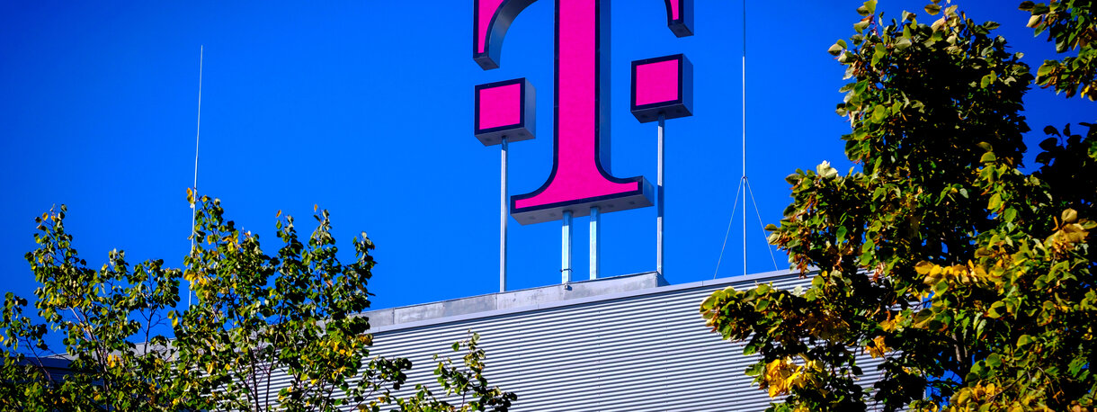 dt.-telekom-logo.jpg