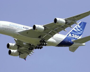 Airbus_-_A380.jpg