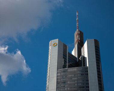 Commerz_aussen_7.jpg