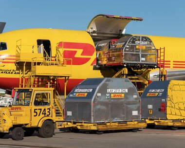dhl_flugzeug.jpg
