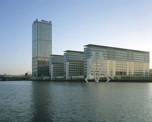 Allianz-6.jpg