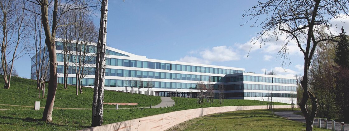 Draegerwerk.jpg Draegerwerk.jpg